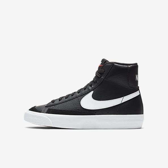 Nike black and white online